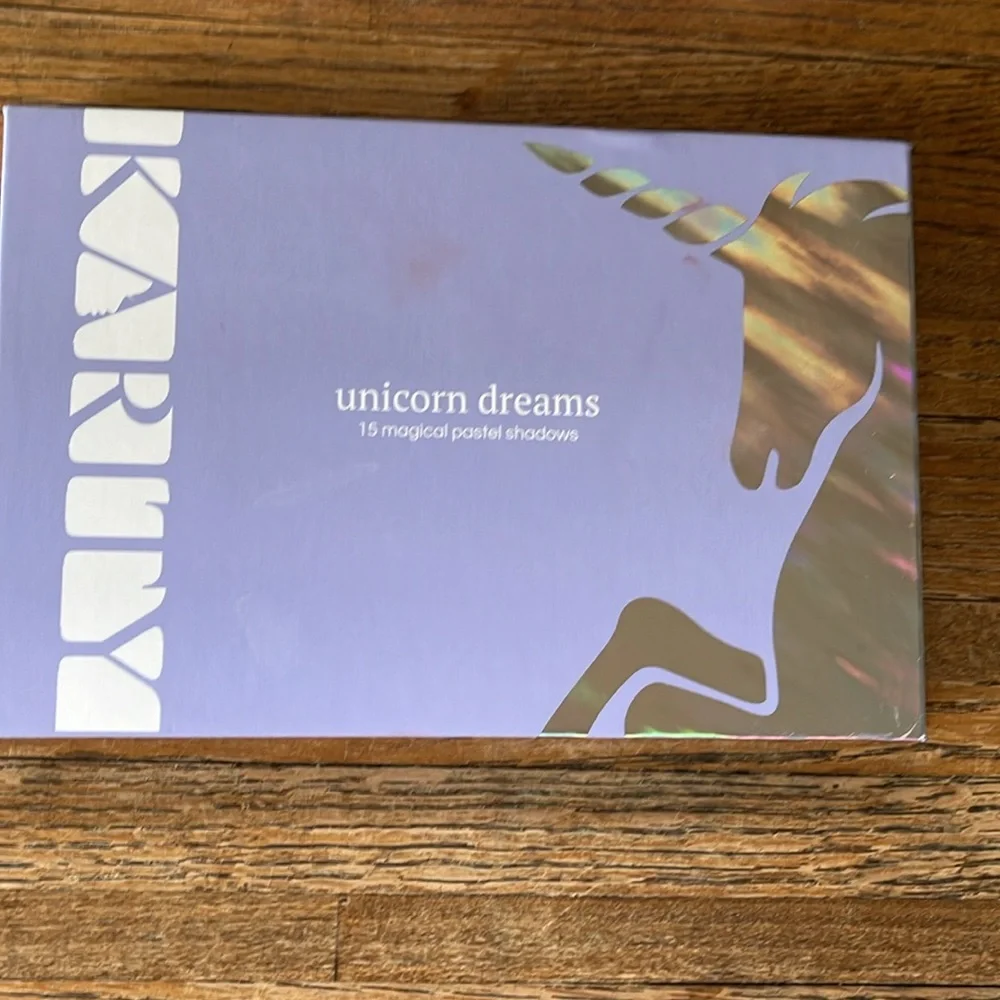 UNICORN DREAMS PALETTE GLITTER & MATTE NEW - Picture 3 of 5